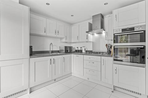 4 bedroom semi-detached house for sale, Trinity Circle, High Wycombe HP11