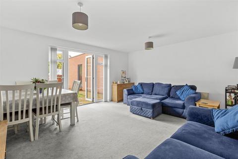 4 bedroom semi-detached house for sale, Trinity Circle, High Wycombe HP11