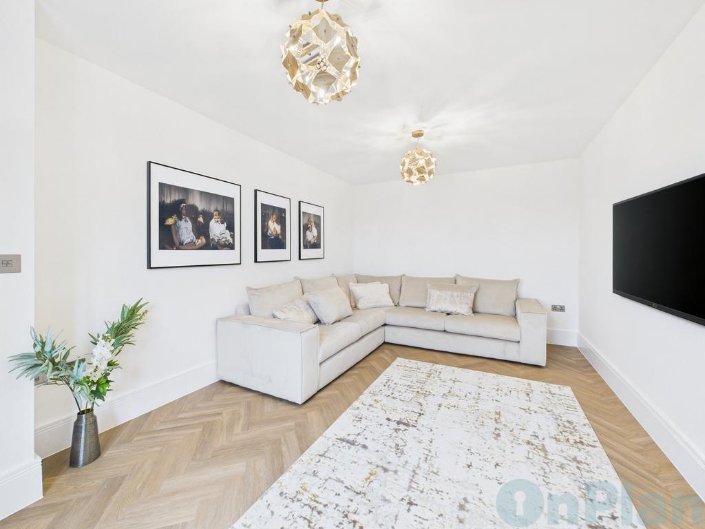 8 Chancel close living room 2