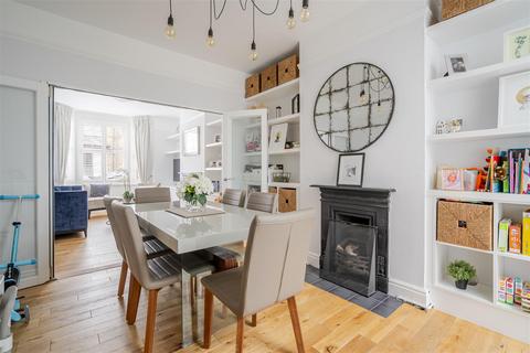 4 bedroom terraced house for sale, Temple Road, Windsor