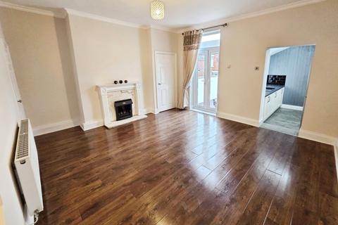 2 bedroom terraced house for sale, Victoria Avenue, Crook