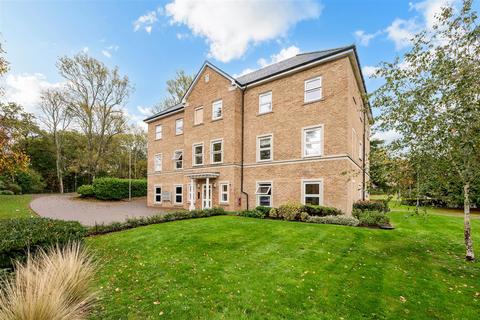 undefined, Richmond Crescent, Epsom