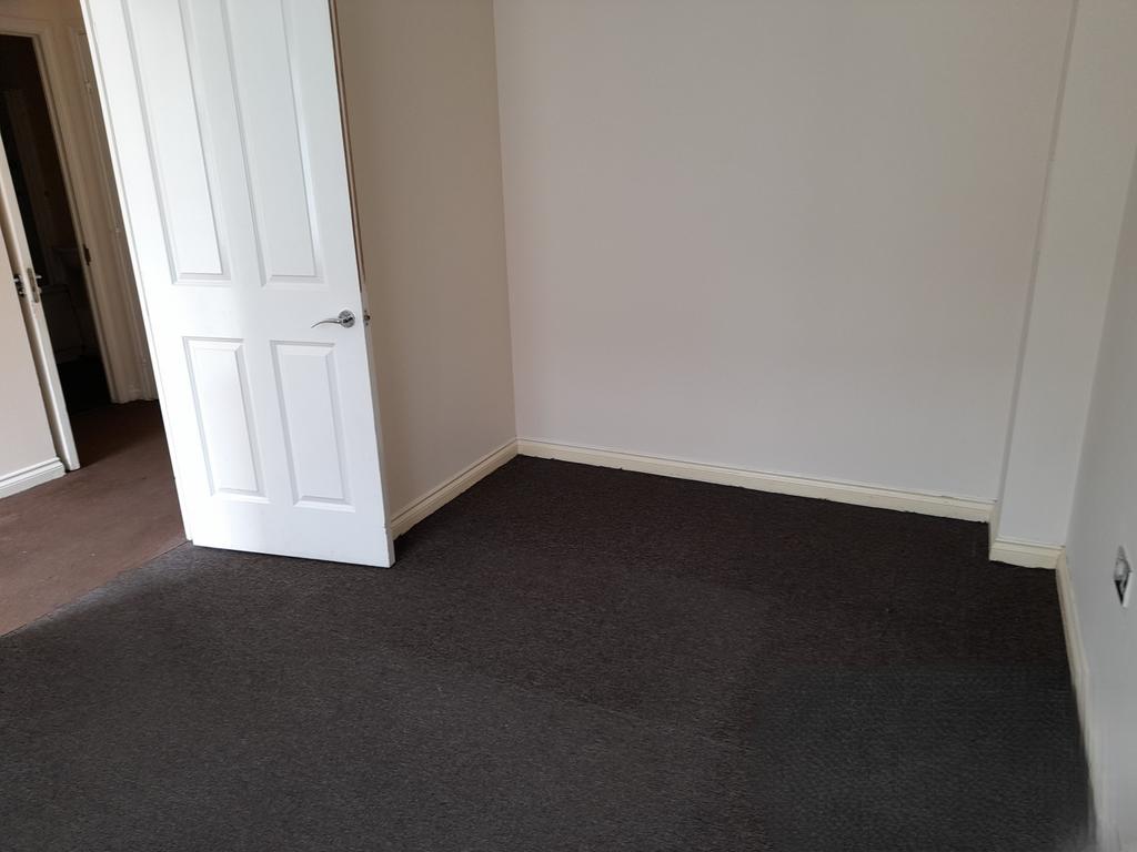2 bed flat to rent Broomfield Street, London E14