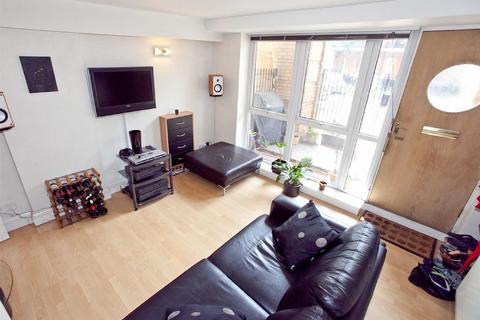 undefined, Rotherhithe Street, Rotherhithe SE16