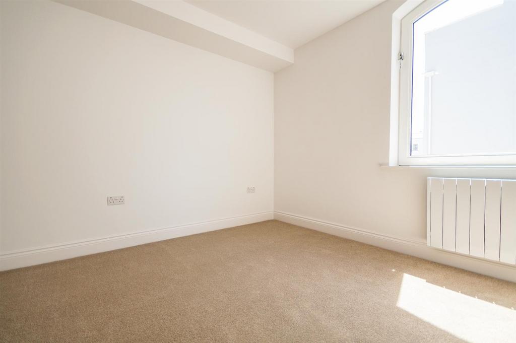 Bedroom 2.jpg