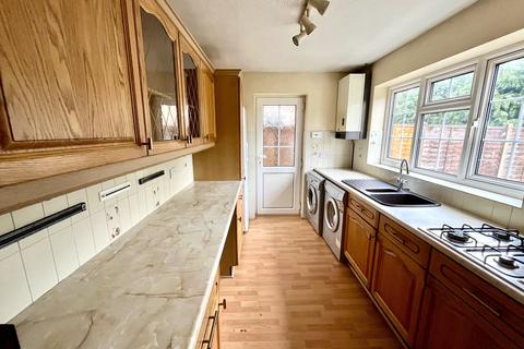 3 bedroom detached house for sale, Gladeside Close, Chessington, Surrey. KT9 2JQ