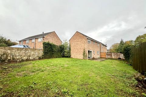 3 bedroom detached house for sale, Gladeside Close, Chessington, Surrey. KT9 2JQ