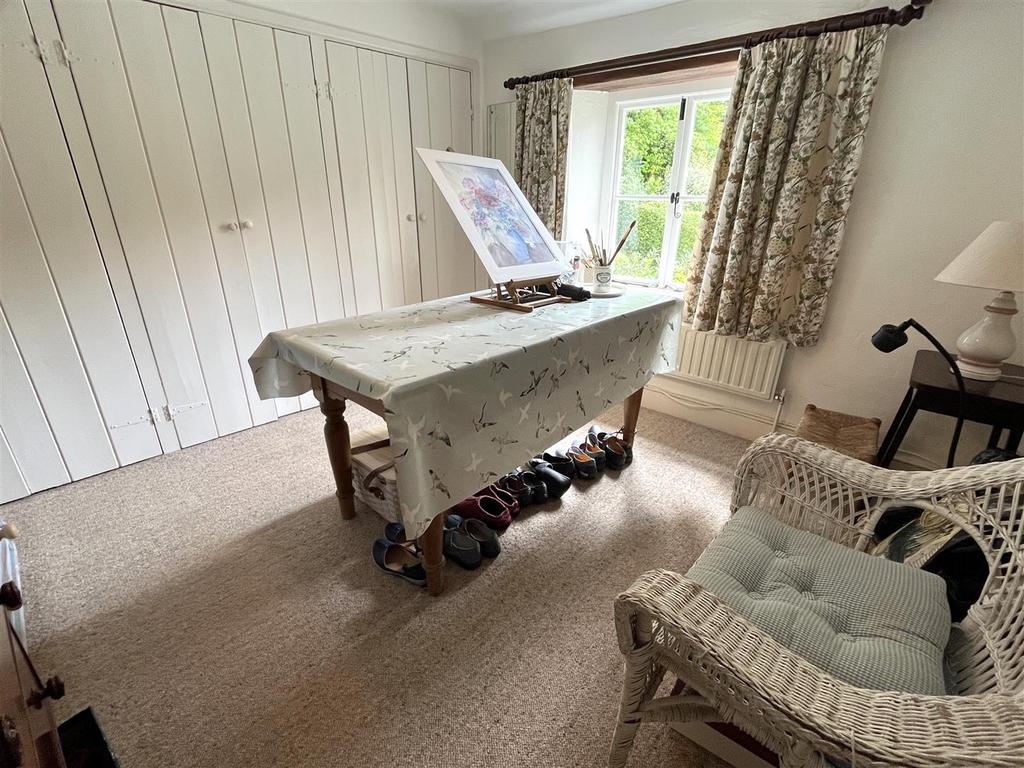 Second bedroom.JPG