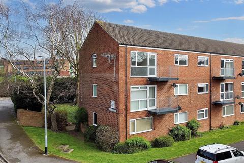 2 bedroom flat to rent - Derwent Crescent, Nottingham NG5