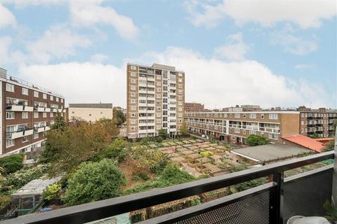 3 bedroom flat for sale, Canrobert Street, London E2
