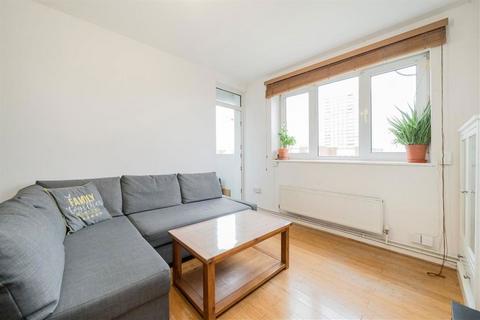 3 bedroom flat for sale, Canrobert Street, London E2