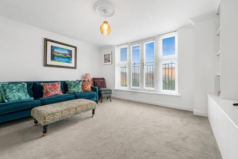 4 bedroom end of terrace house for sale, Woodlands Park Drive, Dunmow, Essex