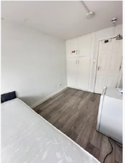1 bedroom in a house share to rent, Thornton Heath CR7
