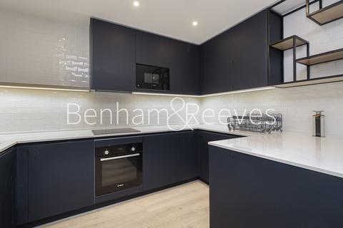 3 bedroom apartment to rent, Caldon Boulevard, Wembley HA0