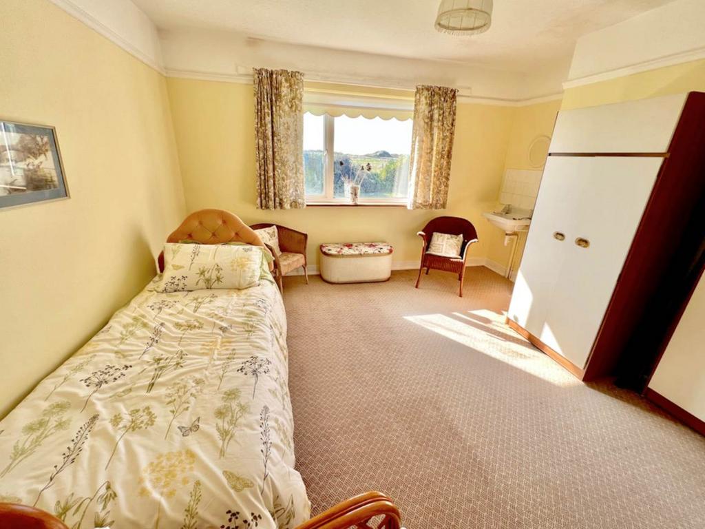 Bedroom  4