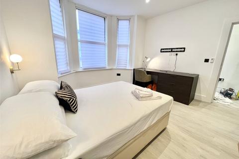 undefined, Queens Place, Hertfordshire WD17