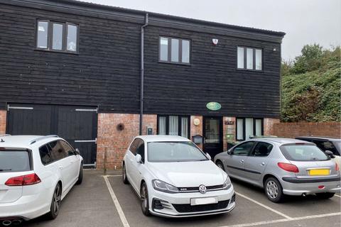 Industrial unit to rent, Parkway Dorchester DT1 3AR