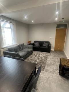 undefined, Basingstoke Road, Reading, RG2