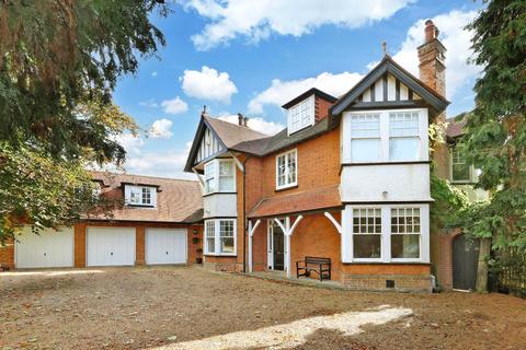 Ledborough Lane, Beaconsfield, Buckinghamshire, HP9