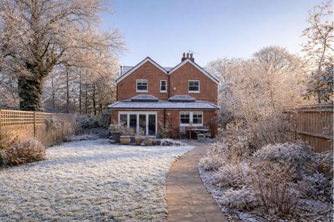 undefined, Littleheath Lane, Cobham, KT11