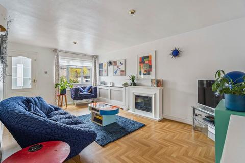 undefined, Ash Hill Close, Bushey