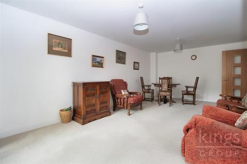 undefined, Pegs Lane, Hertford