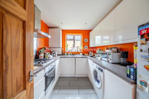 1 bedroom flat for sale, Colney Hatch Lane, London, N10