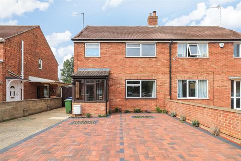 3 bedroom semi-detached house for sale, Anglers Way, Cambridge CB4