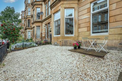 2 bedroom apartment to rent, Finlay Drive, Dennistoun