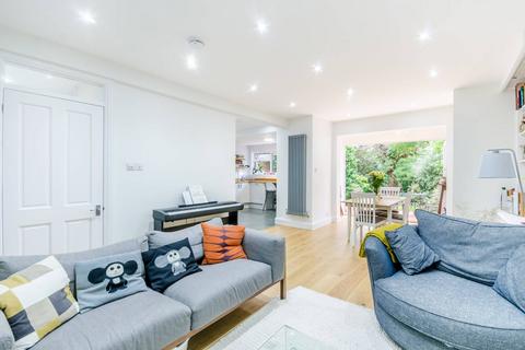 undefined, Holmbush Road, Putney, London, SW15