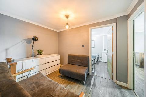 3 bedroom flat for sale, Russell Road, Tottenham, London, N15