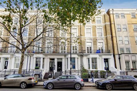 Finborough Road, Chelsea, London, SW10