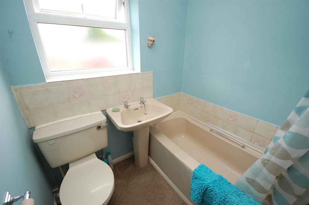 Annex Bathroom.jpg