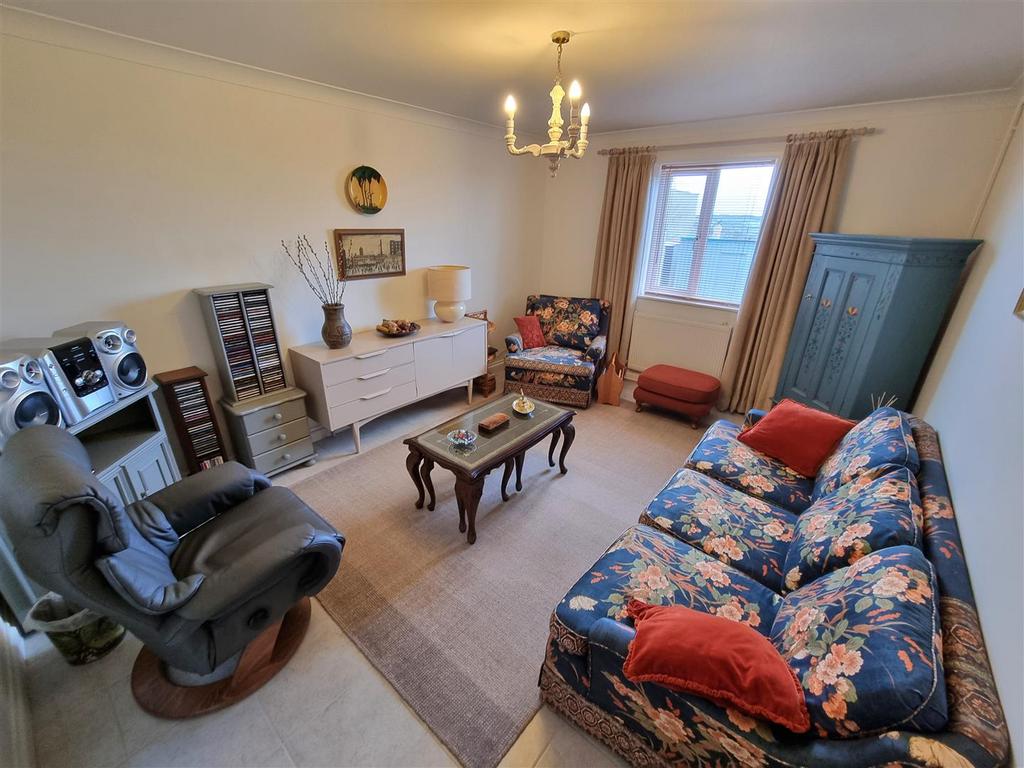 Dining room.jpg
