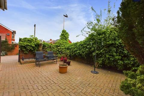 21 Arnold Avenue, Blackpool, FY4 2EN