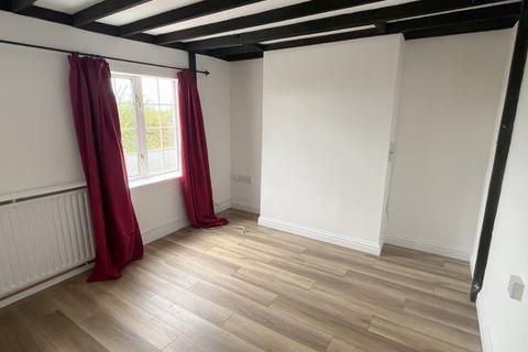 2 bedroom detached house to rent, Elmstone Hardwicke, Cheltenham GL51
