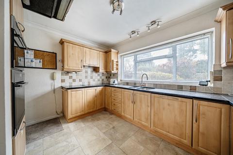 undefined, The Meadows, Flackwell Heath, High Wycombe, Buckinghamshire, HP10