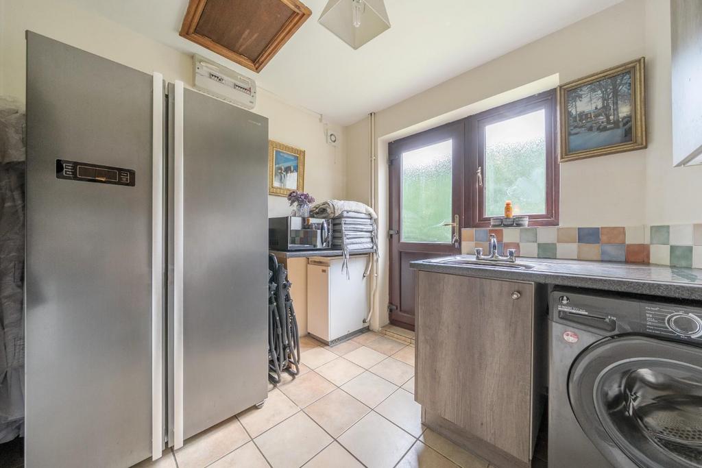 Utility Room.jpg