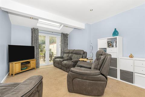 undefined, Heath Gardens, Coalpit Heath BS36
