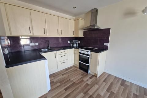 1 bedroom flat to rent, Union Road, New Mills, High Peak