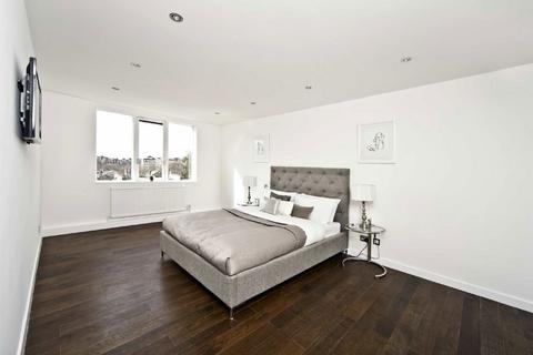 undefined, Wellington Road, London NW8