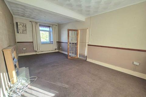 undefined, Ferndale CF43