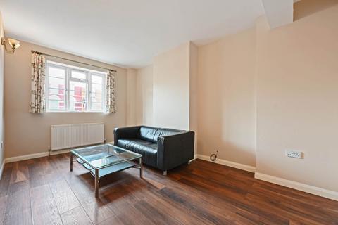 2 bedroom apartment to rent, Hanover Court, Uxbridge Road, Shepherds Bush, W12 9EP