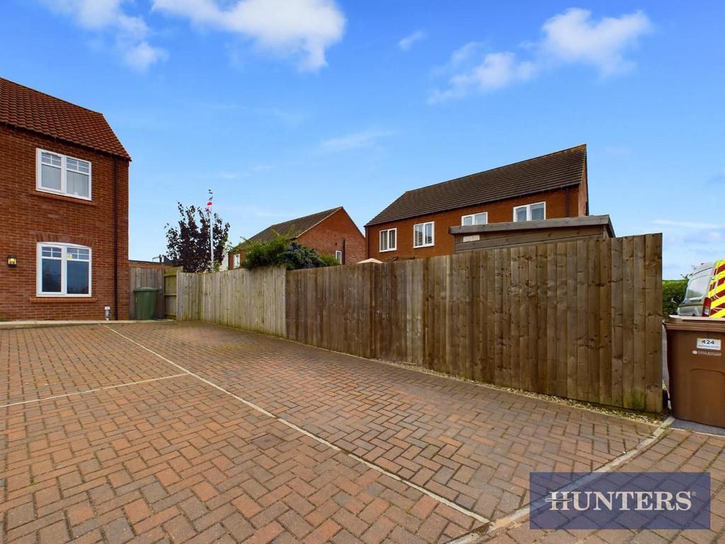 CAM03696 G0-PR0111-STILL030.jpg