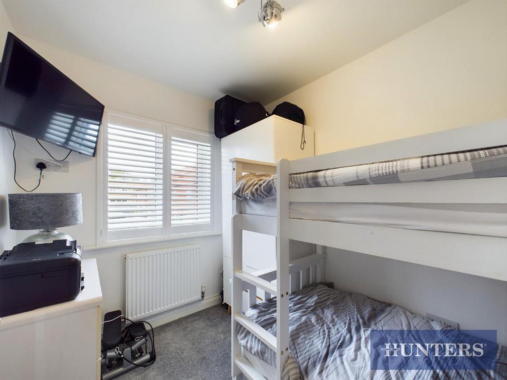 CAM03696 G0-PR0111-STILL010.jpg