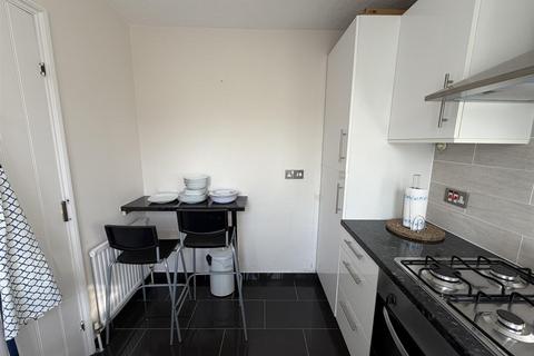 undefined, The Brookdales, Bridge Lane, London, NW11