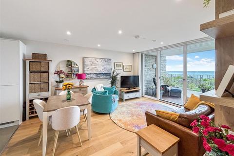 1 bedroom apartment for sale, Falmouth