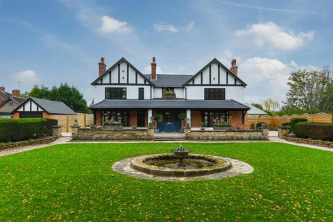 4 bedroom detached house for sale, Nottingham Road, Oxton, Southwell