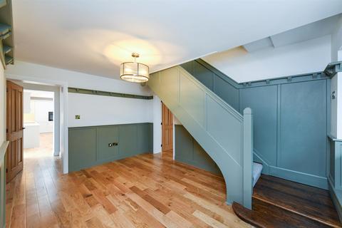 4 bedroom detached house for sale, Nottingham Road, Oxton, Southwell