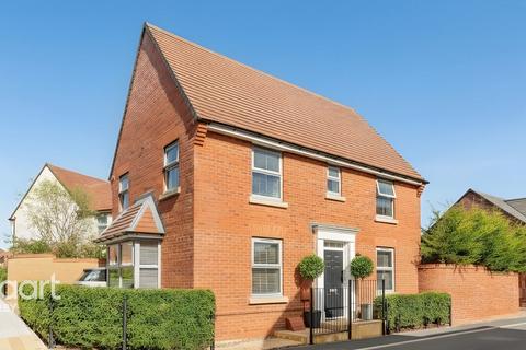 Muirfield Road, Corby